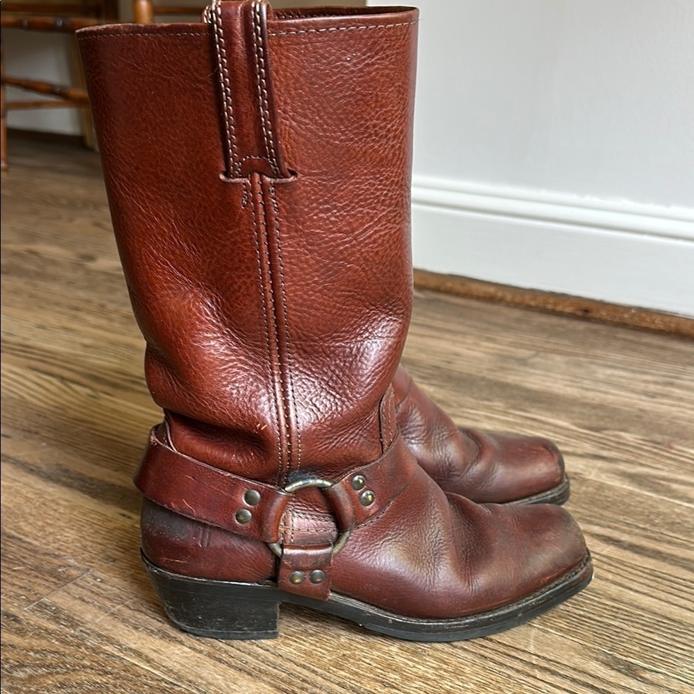 Frye HARNESS 12R WOMENS leather Moto Boot Brown Tobacco Square Toe 7.5